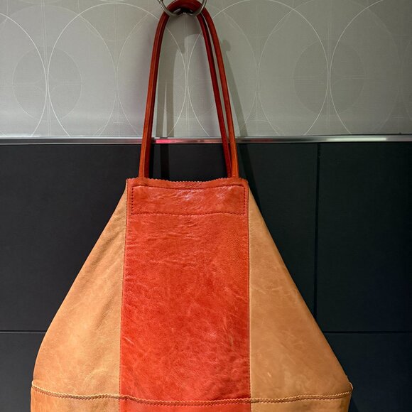 Vintage Banana Republic Super Soft Leather Tote - Pre-owned - Picture 1 of 5